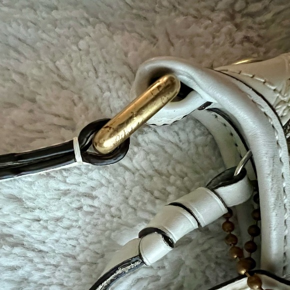 Vintage Canvas Coach Logo Shoulder Bag - Picture 11 of 11